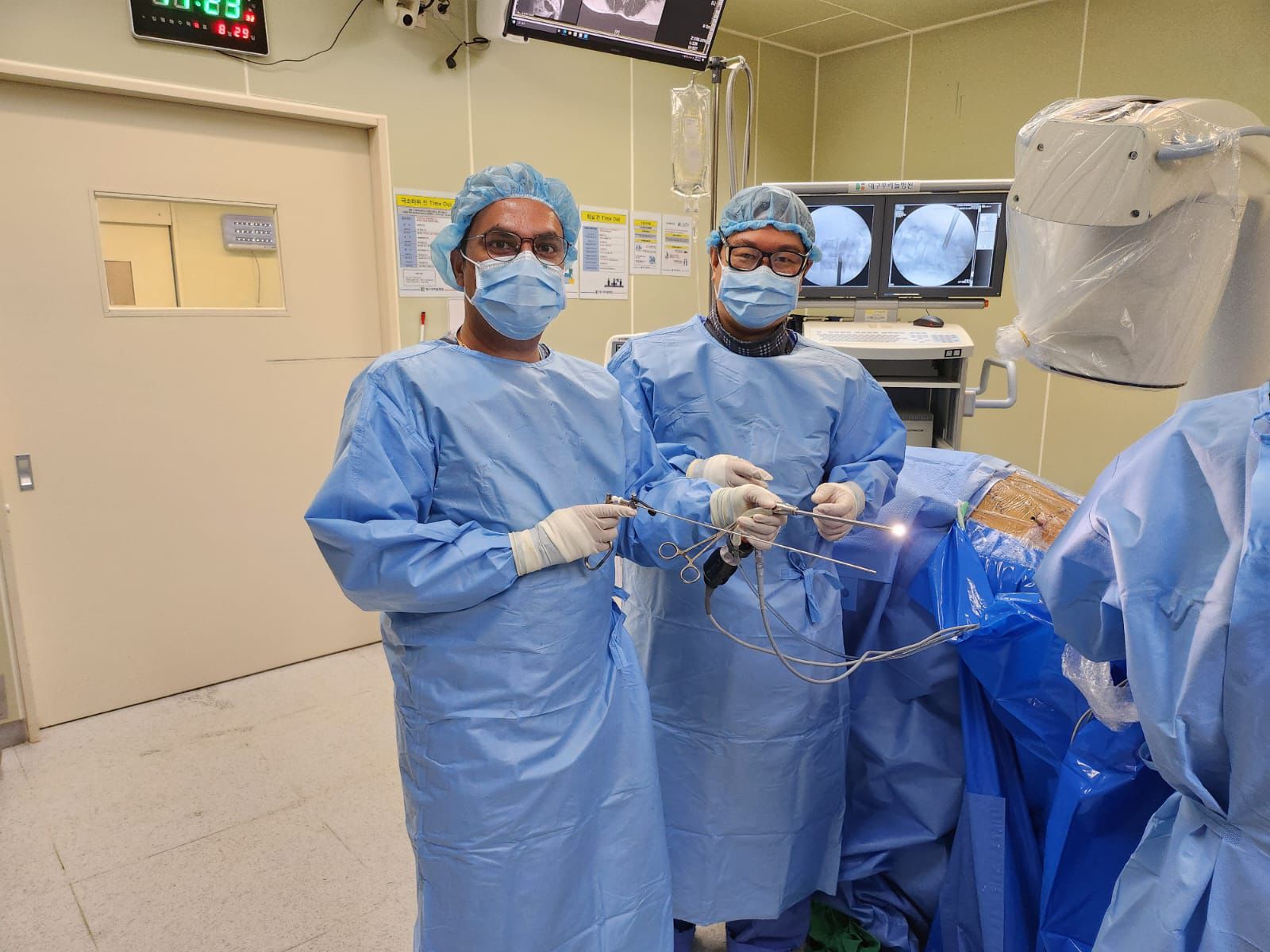 Endoscopic spine surgery procedure by Dr. Mian Awais